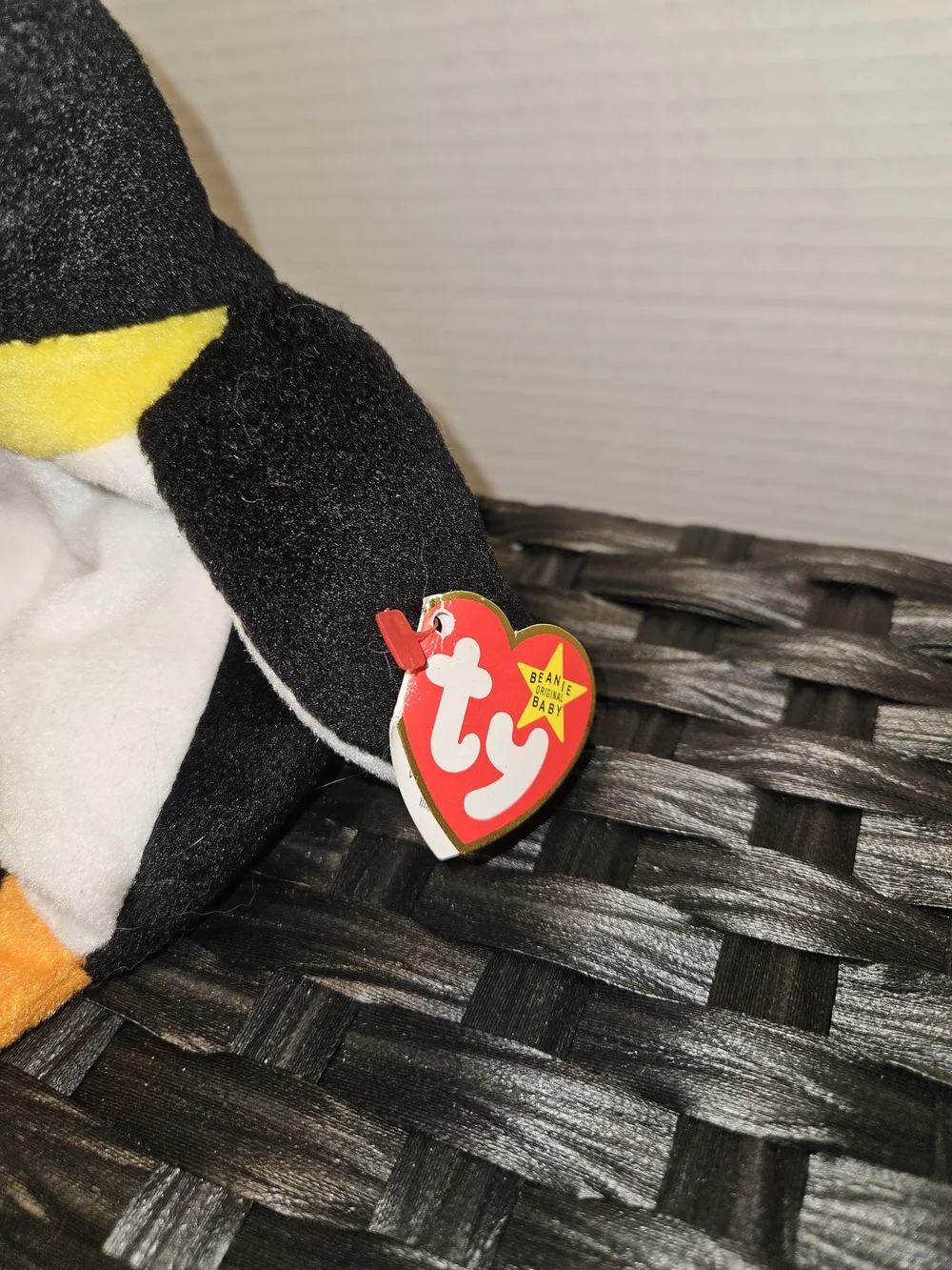 Ty Waddle Style 4075 Black White Yellow Orange Penguin Plush